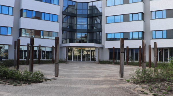 Stationsplein 11, 5701 PE Helmond, Nederland