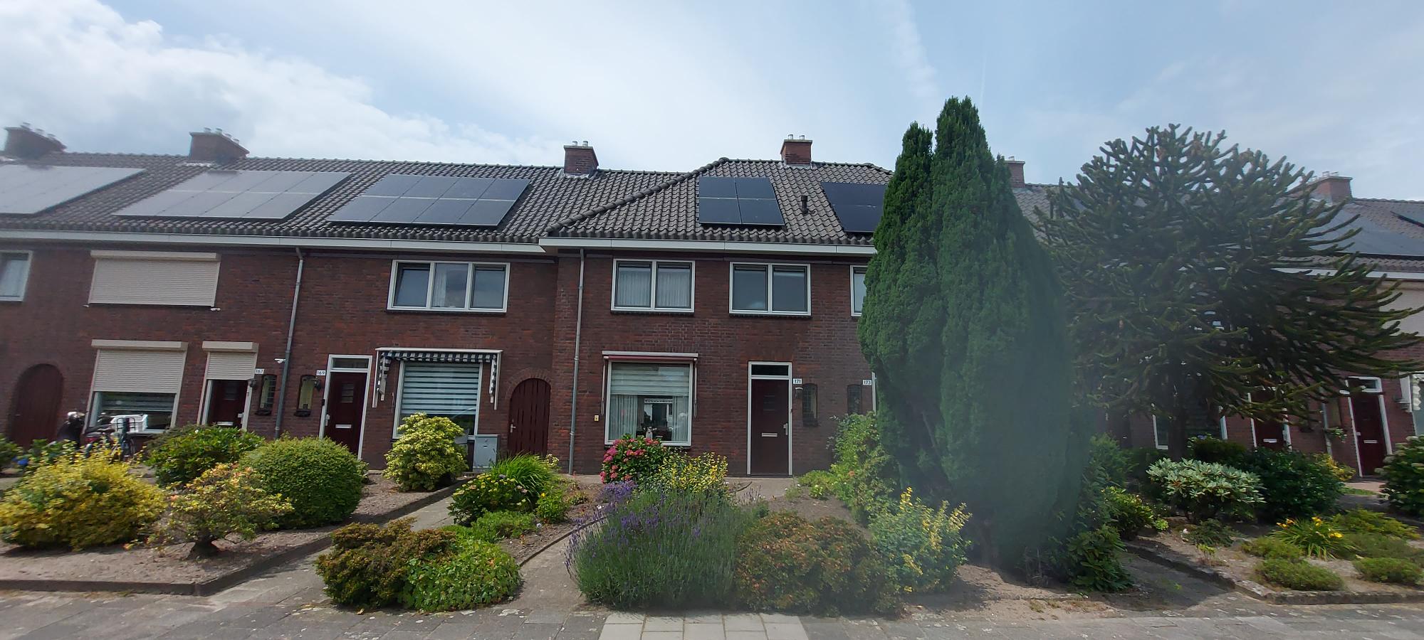 Burgemeester van Houtlaan 171, 5701 GG Helmond, Nederland