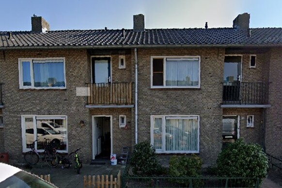 Pluvierstraat 16
