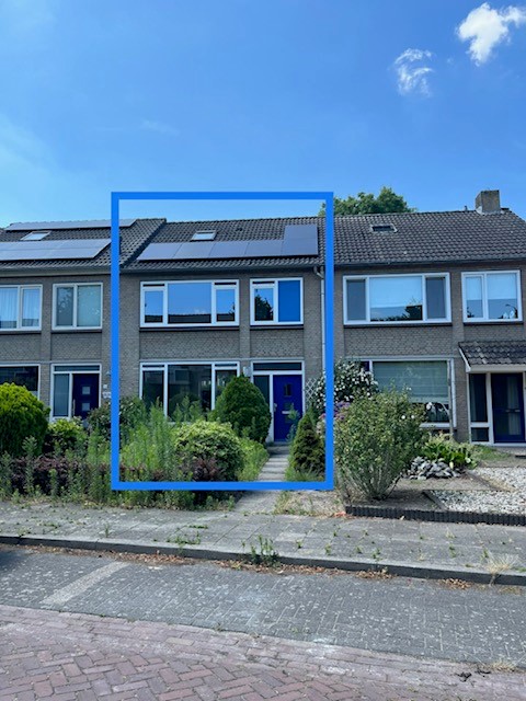 Deken van Den Heuvelstraat 18