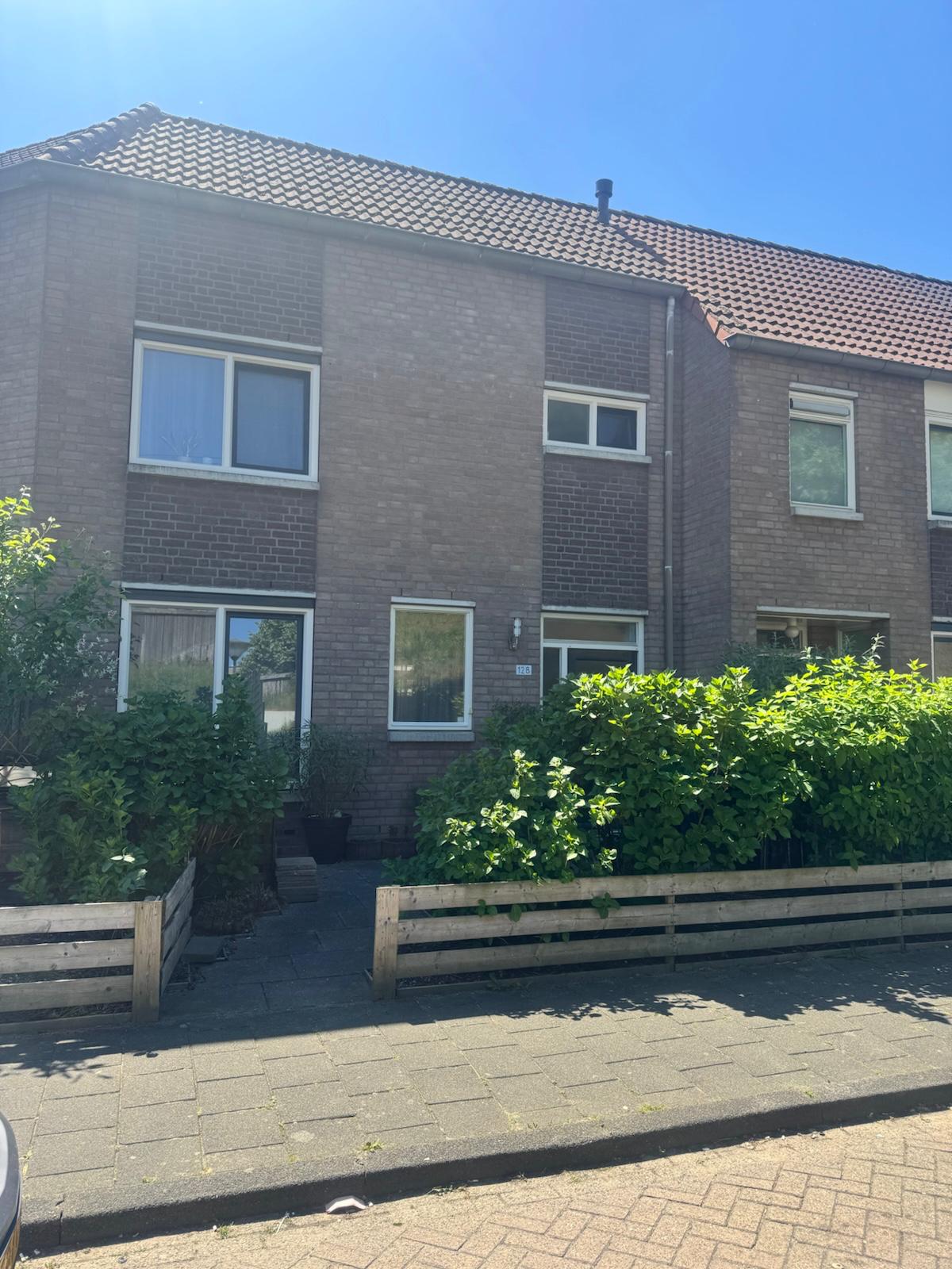 Dinkelstraat 128, 5704 GK Helmond, Nederland
