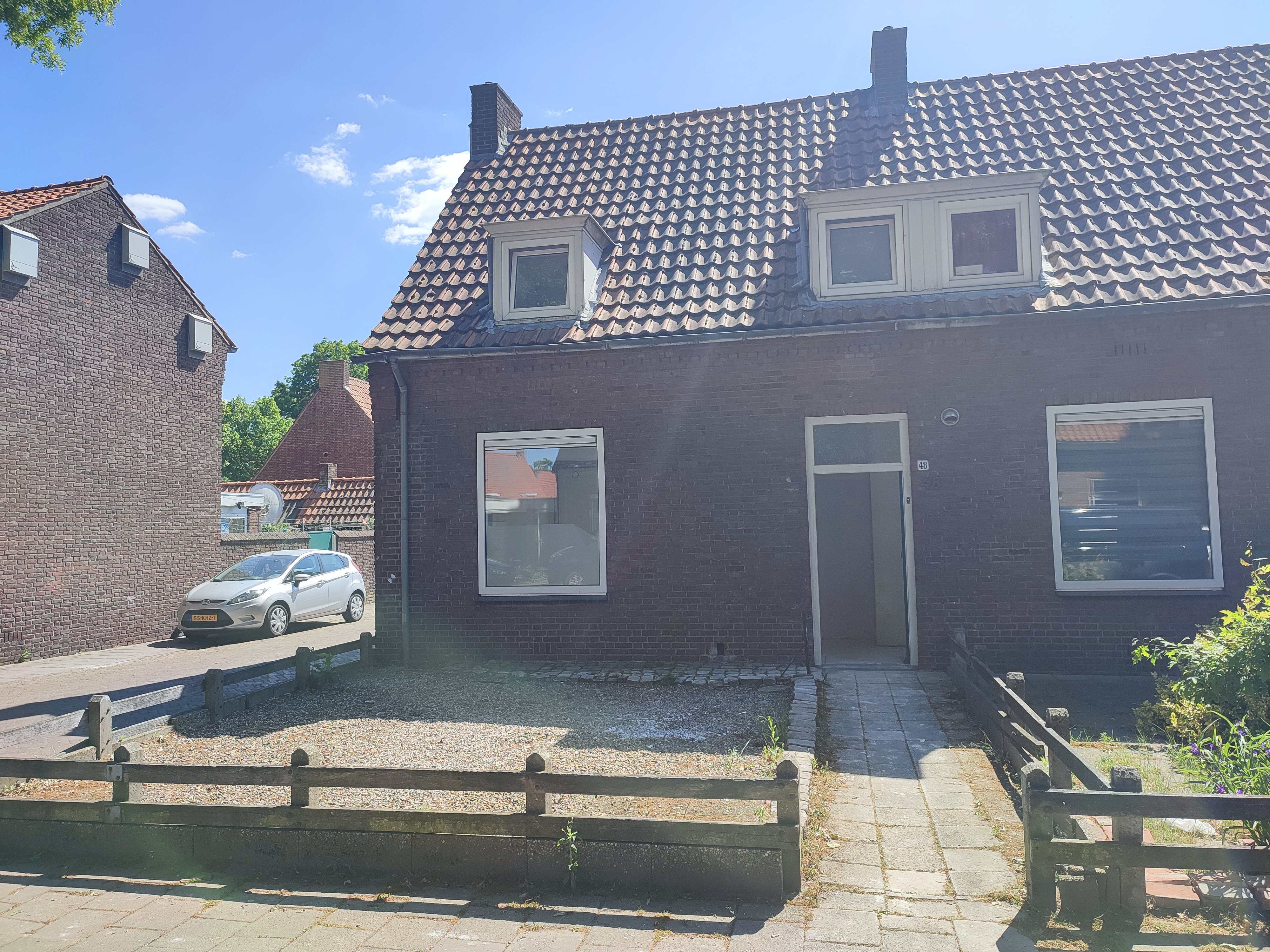 Van Hoofstraat 48, 5701 XC Helmond, Nederland
