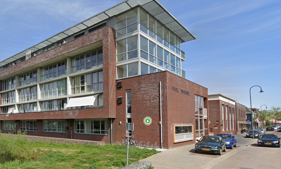 Mierloseweg 124D, 5707 AR Helmond, Nederland