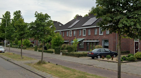 Burgemeester van Houtlaan 131