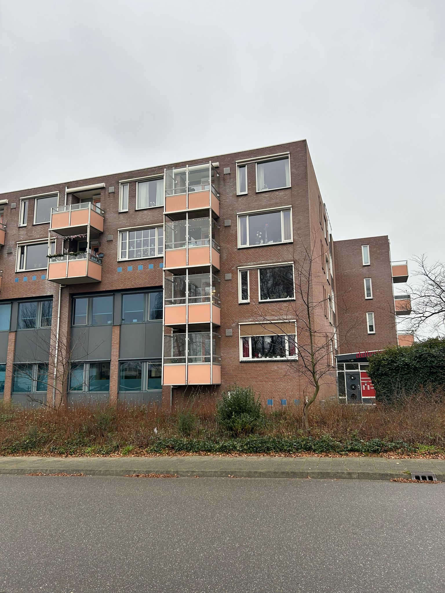 Deltaweg 233, 5709 AA Helmond, Nederland