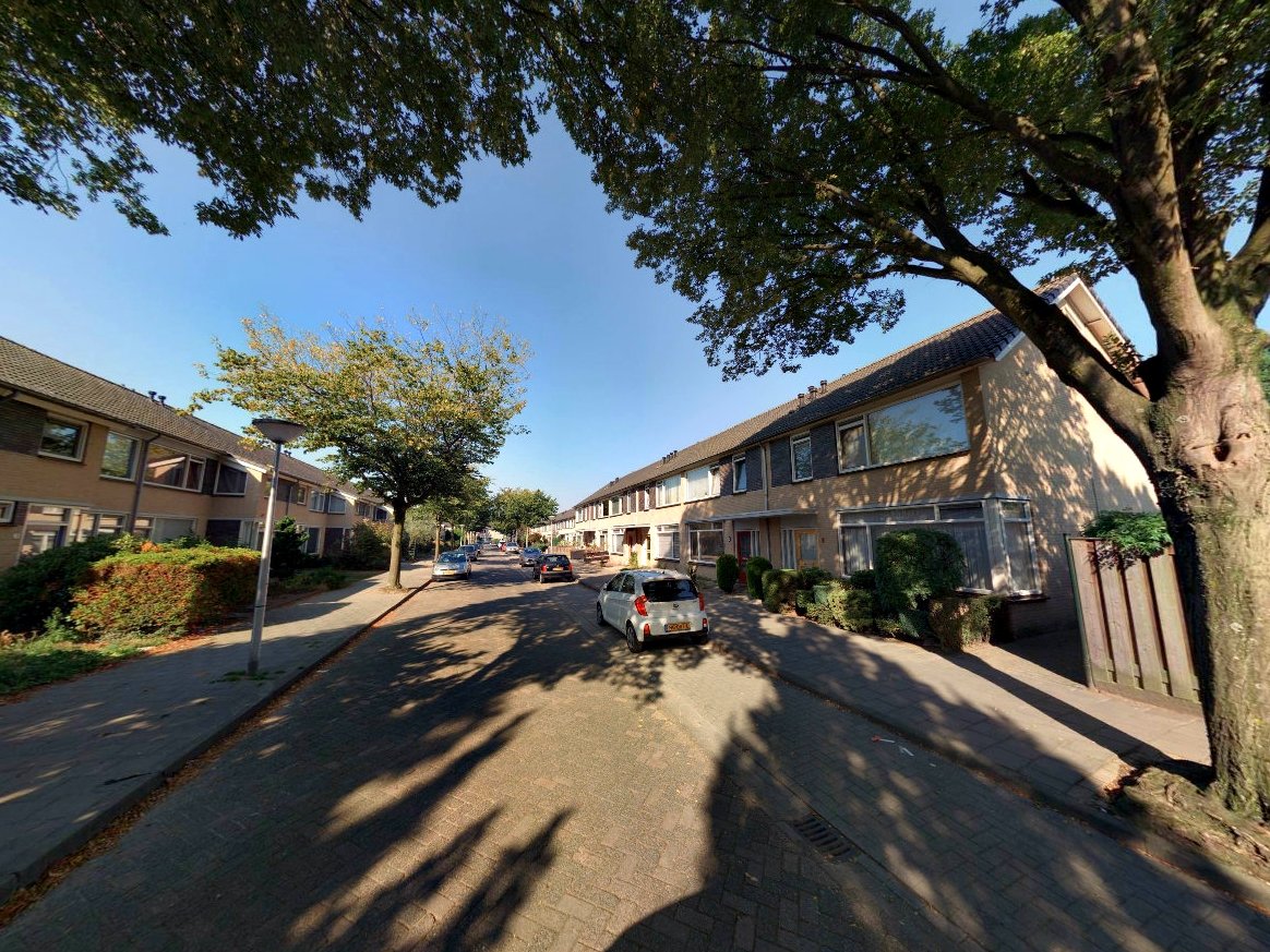 Bisschop Bekkerslaan 12