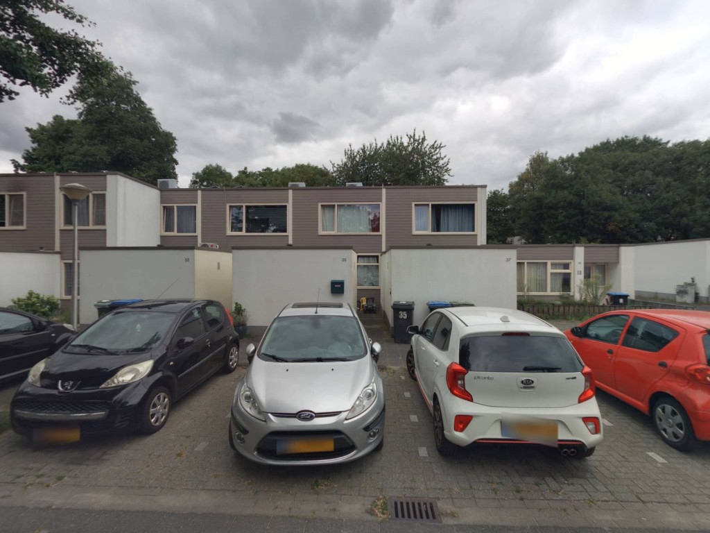 Asberg 37, 5641 LJ Eindhoven, Nederland