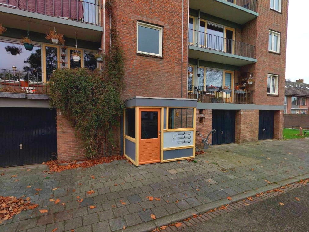 Admiraal de Ruyterstraat 58
