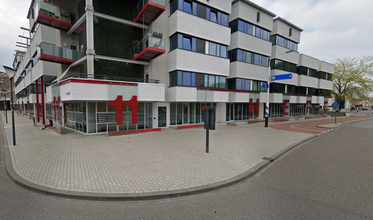Stationsplein 11, 5701 PE Helmond, Nederland