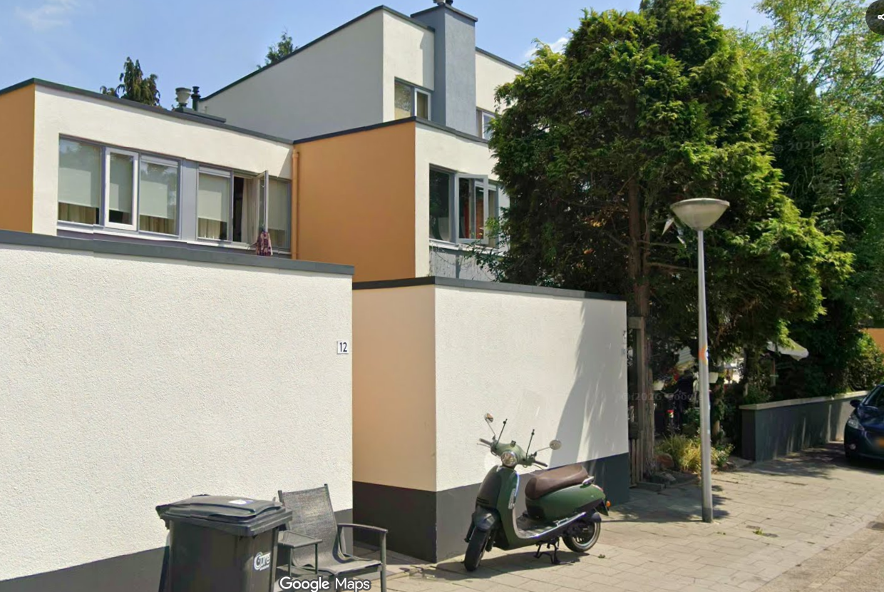 Schatzenburg 10